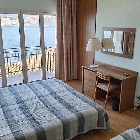 Hotel Nike Brenzone sul Garda Exterior photo